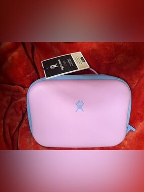 Hydro Flask Kids Pink Lunch Box Case with Light Blue Trim